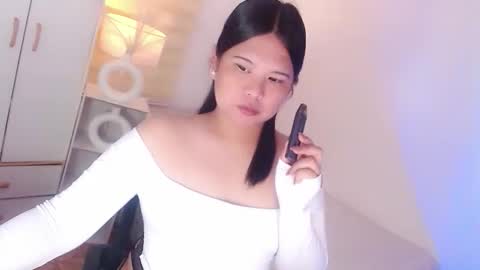 Y O U R        F U T U R E       K A Y L E E  online show from 04.12.26