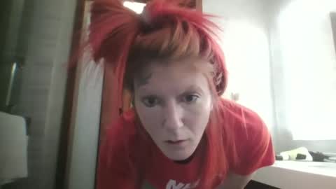 kayleerider32 online show from 12.14.25