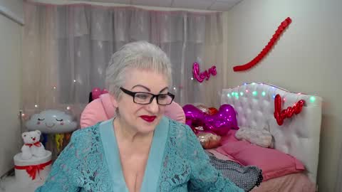 kaylesmoll online show from 01.31.25