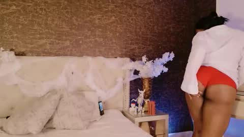  KAYLIE  online show from 10.17.25