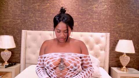  KAYLIE  online show from 11.04.25