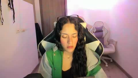 kaylie online show from 11.13.25