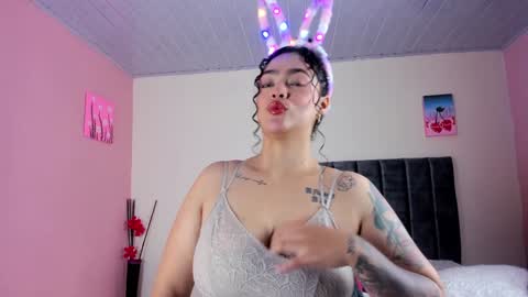 Kay online show from 12.22.24