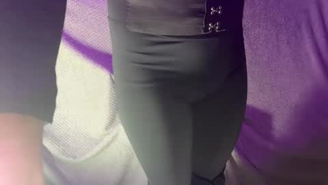 Snapshot of kayorkatie chatting on 02.11.25 katie online show from 02.11.25