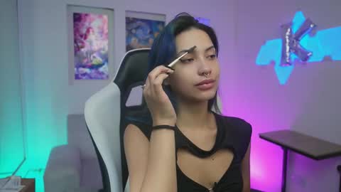 Kayra online show from 11.24.25