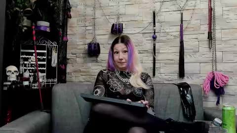 Miss Kazia online show from 02.10.26