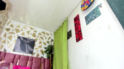 KAZSANDRAH online show from 12.19.25