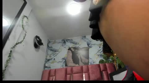 KAZSANDRAH online show from 04.10.26