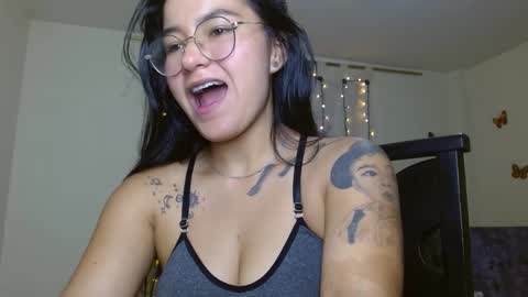 Snapshot of kazumi6 chatting on 12.31.24 KAZUMI online show from 12.31.24