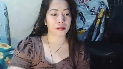 Kazzandra online show from 10.18.25