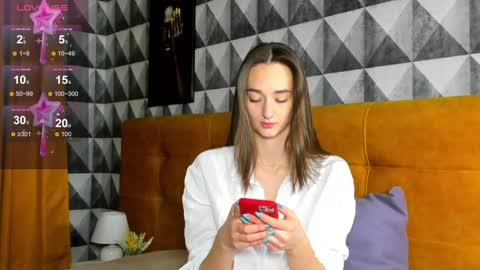 Snapshot of ke1ly_powell chatting on 01.25.25 Kelly GMT 2 Su We Th Fr Sa 0300AM-09-00AM online show from 01.25.25