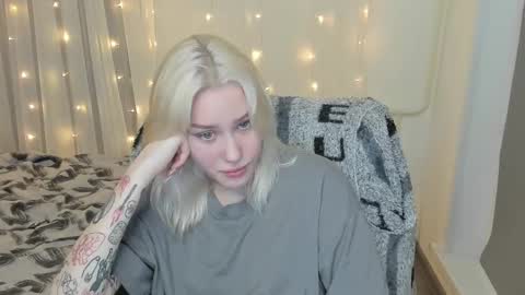 Seb Polly Roxy Jonny online show from 02.12.25