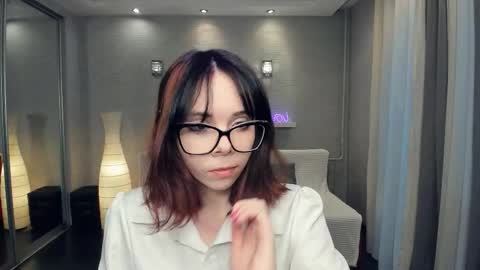 Snapshot of keila_sunshine chatting on 12.16.25 Keila online show from 12.16.25