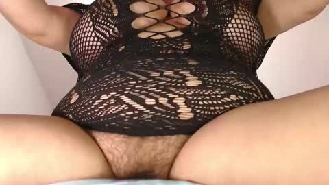 Angela online show from 11.04.25