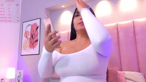 Keily Ross online show from 11.15.25