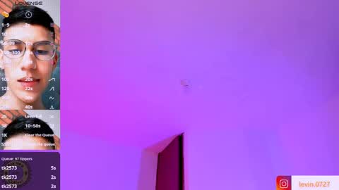 Snapshot of keiner_smith chatting on 09.21.25 Alejandro Gonzalez online show from 09.21.25