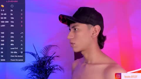 Snapshot of keiner_smith chatting on 10.03.25 Alejandro Gonzalez online show from 10.03.25