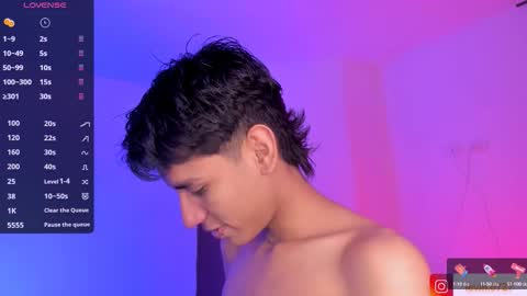 Snapshot of keiner_smith chatting on 10.06.25 Alejandro Gonzalez online show from 10.06.25