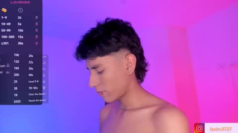 Snapshot of keiner_smith chatting on 10.09.25 Alejandro Gonzalez online show from 10.09.25