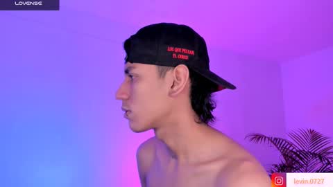 Snapshot of keiner_smith chatting on 10.30.25 Alejandro Gonzalez online show from 10.30.25