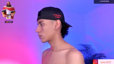 Snapshot of keiner_smith chatting on 11.27.25 Alejandro Gonzalez online show from 11.27.25