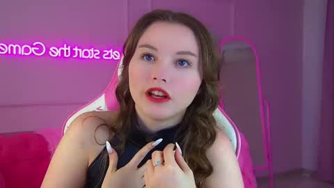 Keira online show from 11.18.25