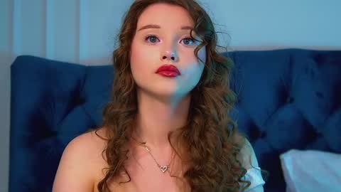 Keira online show from 04.23.26