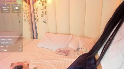 Snapshot of keisycamer chatting on 05.29.26 keisy Girl online show from 05.29.26