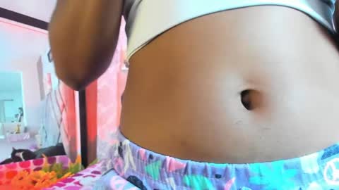 kelly__thomson online show from 09.10.25