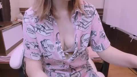 Kelly online show from 04.17.26