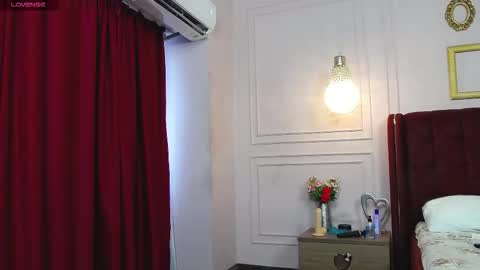 Kelly online show from 10.07.25