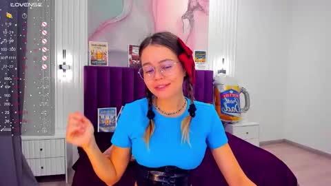 Kelly online show from 09.20.25