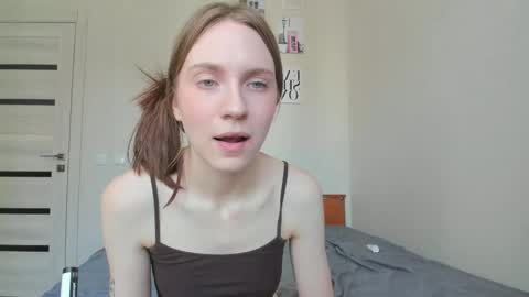 kelly_gerzikaaa online show from 04.30.26