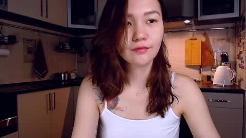 Snapshot of kelly_yon chatting on 12.03.25 Kelly online show from 12.03.25