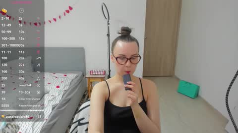 Snapshot of kellycartie chatting on 02.25.26 Im Kelly online show from 02.25.26