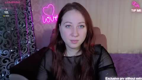 Snapshot of kellycrystall chatting on 01.08.26 kellycrystall online show from 01.08.26