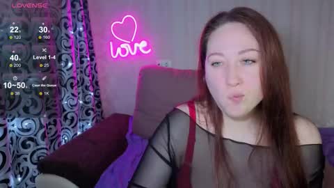 Snapshot of kellycrystall chatting on 01.11.26 kellycrystall online show from 01.11.26