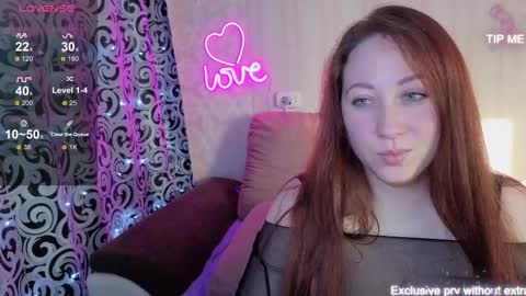 Snapshot of kellycrystall chatting on 01.15.26 kellycrystall online show from 01.15.26