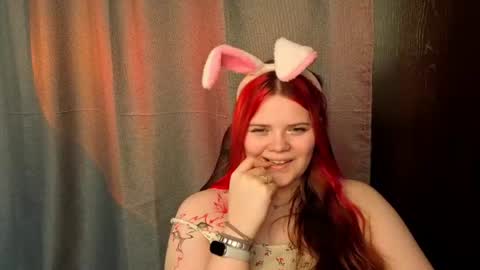Snapshot of kellyfiery chatting on 06.17.26 Kellyfiery online show from 06.17.26