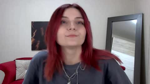 Kelly Stoneys online show from 10.22.25