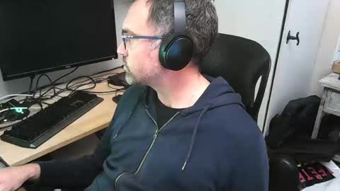 kelvin06133 online show from 03.11.25