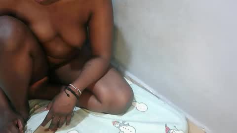 kem2000400282 online show from 04.13.26