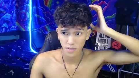 Snapshot of ken_bigcockxx chatting on 07.10.26 Ken online show from 07.10.26