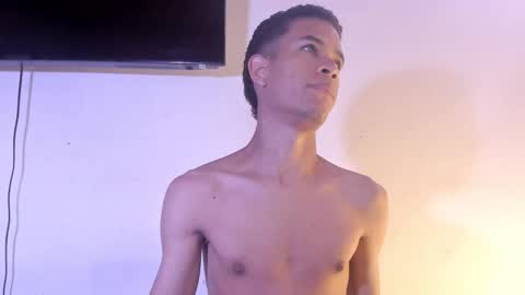 Julian Rivera   online show from 02.22.25