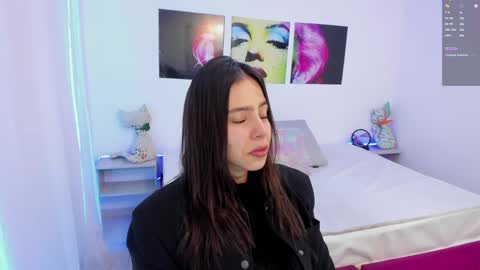 kendal_jhonsson online show from 12.22.24