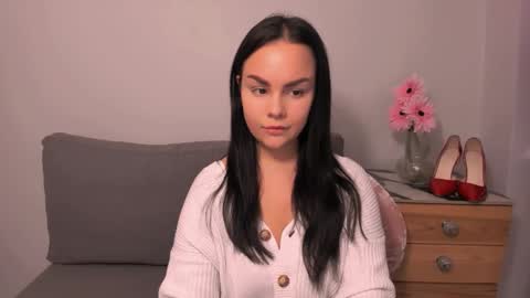 KendalDaisy online show from 02.04.25