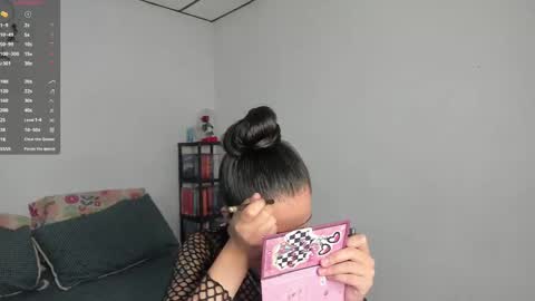 Kendal online show from 01.04.25