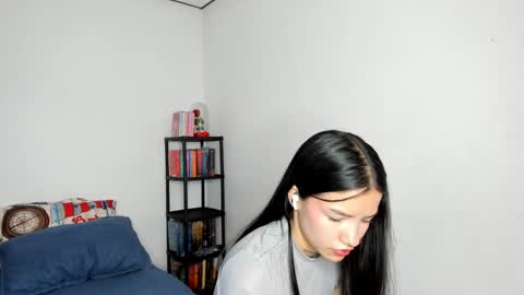 Kendal online show from 01.31.25