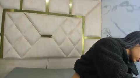 kendall69__ online show from 10.27.25