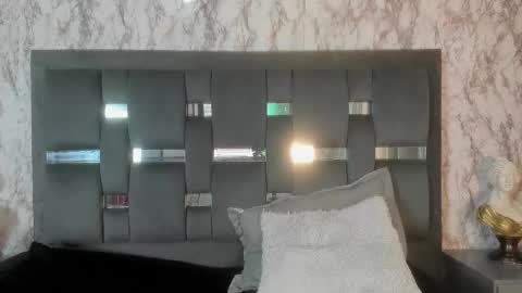 Kendall online show from 03.11.25